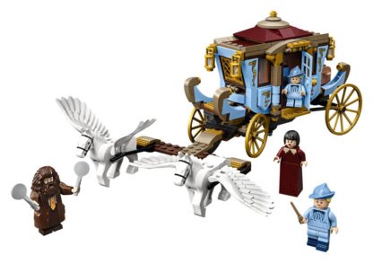 Lego Harry Potter TM Kočár z Krásnohůlek: Příjezd do Bradavic