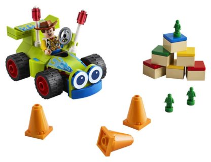Lego Toy Story 10766 Woody a závoďák na dálkové ovládání